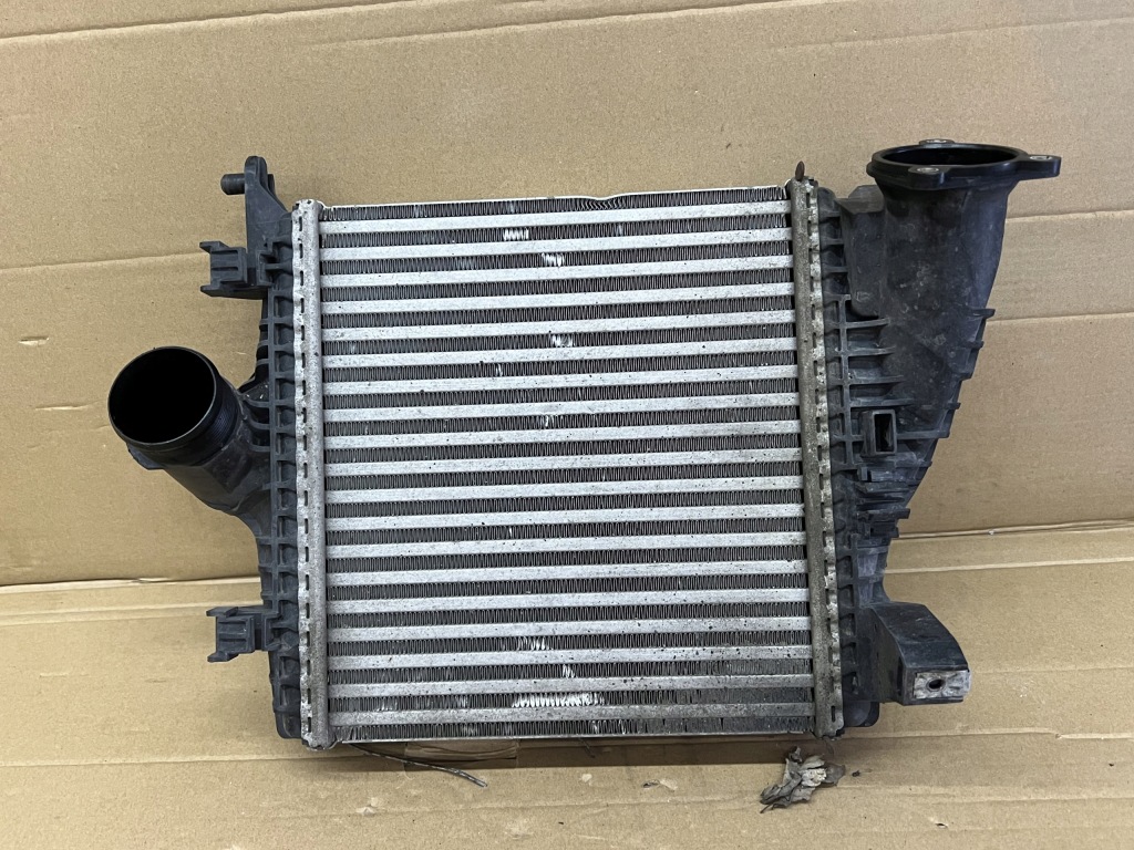 Купити Porsche cayenne 9y0 інтеркулер