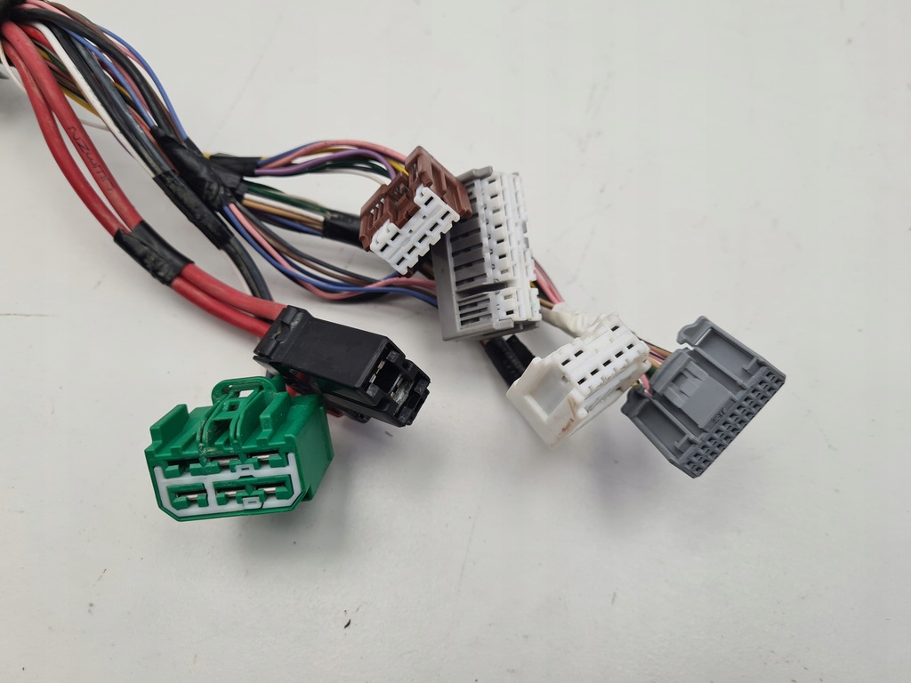 фото №4, Renault clio v штекер колодка жгут upc