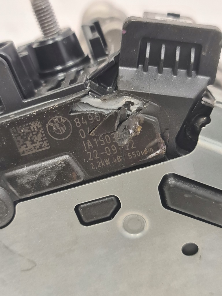 Генератор bmw g20 g30 g01 g32 8490540 b48 b58 в Украине