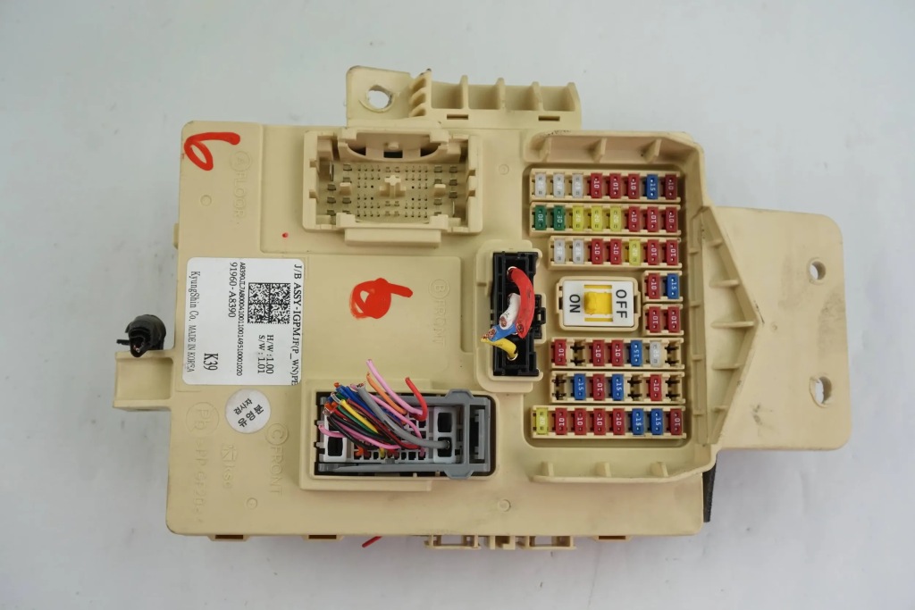 фото №1, Коробка предохранителей kia optima 91960-a8390