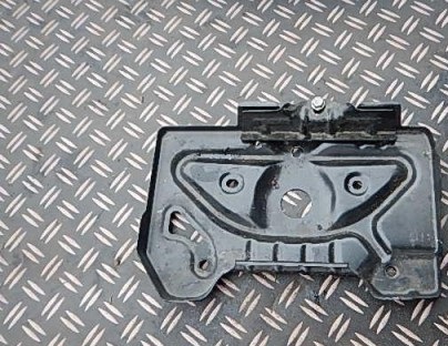 фото №1, Mercedes e-klasa w212 cdi основание аккумулятор