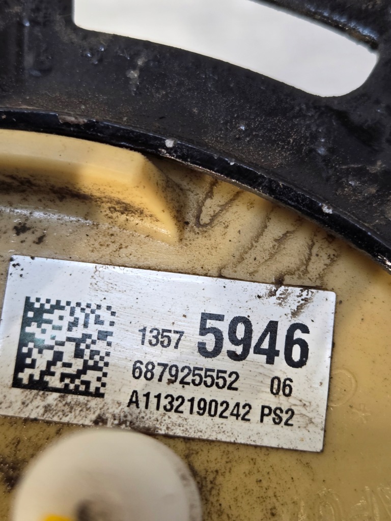 Насос помпа топлива поплавок opel mokka 1.7 cdti 13575946 с Разборки