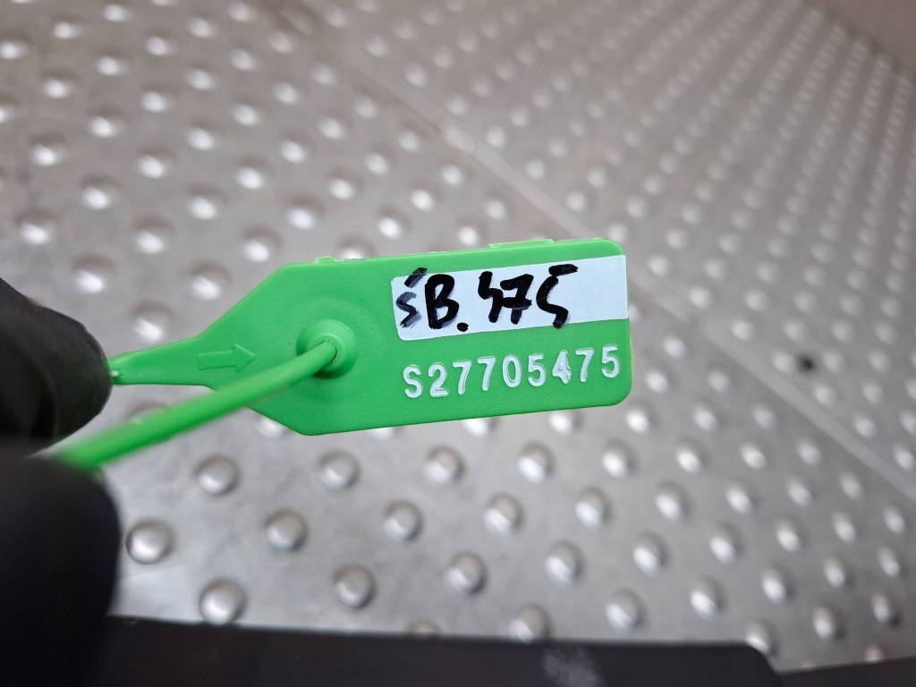 Напрямна кронштейн поріг ліва 7256919 bmw 3 f30 f31 Недорого