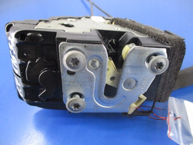 фото №5, Nissan tiida замок дверь правый перед 2pin+linka