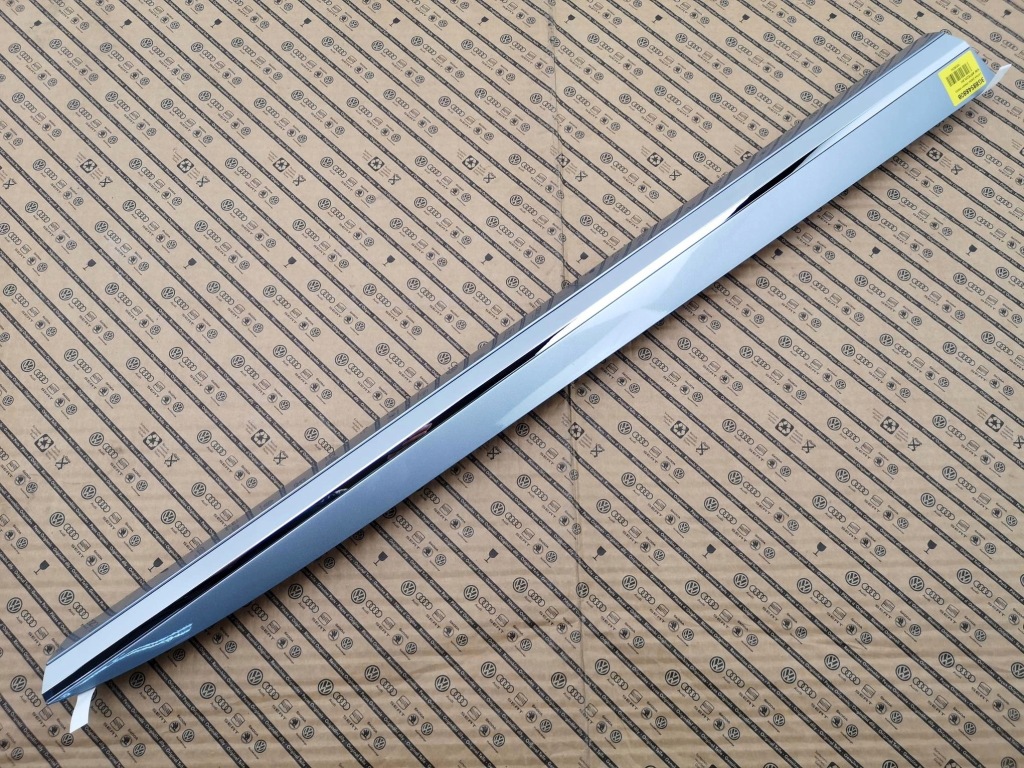 фото №1, Nowa org молдинг дверь правый перед vw arteon 3h 3g8854880b lb7s