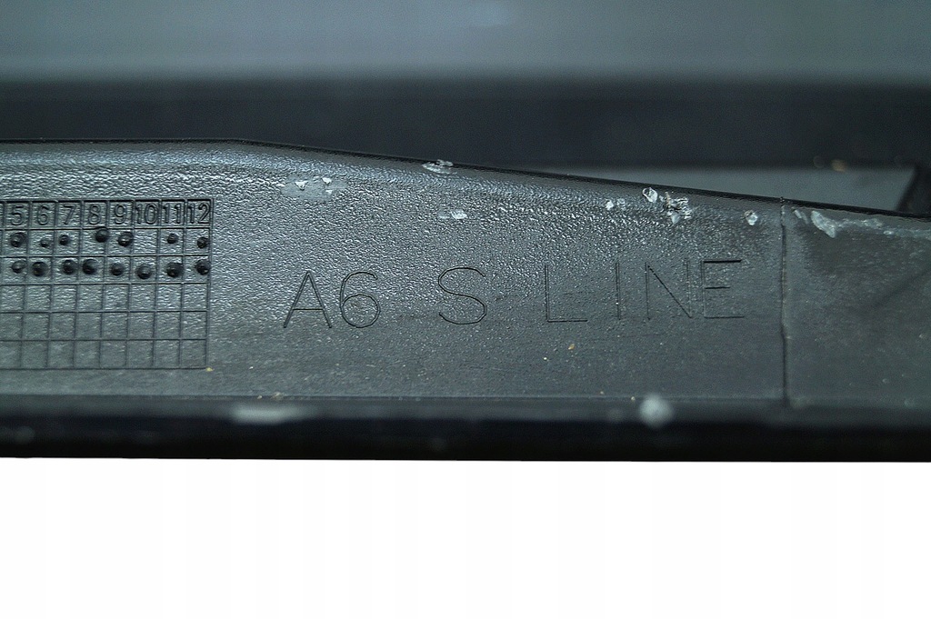 фото №8, Молдинг порог правая audi a6 c8 4k0 s-line