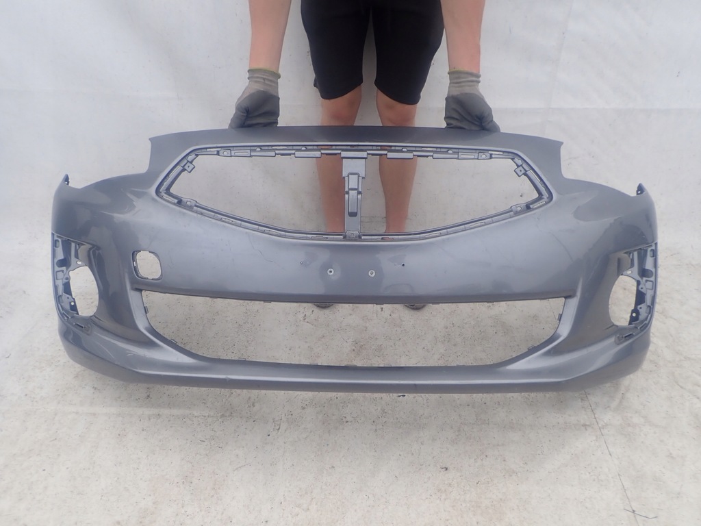 фото №14, Mitsubishi space star sedan mirage 14- бампер перед