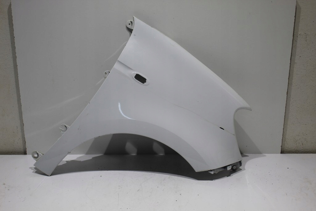 фото №1, Smart a453 forfour крила перед передній правий гарний