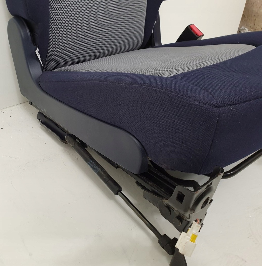 фото №5, Сидіння правий задня peugeot 1007