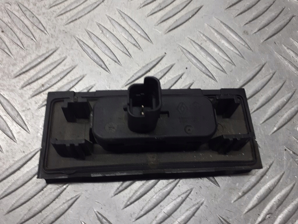 фото №3, Микровыключатель крышки багажника renault clio iii 1.5 dci 8200076256
