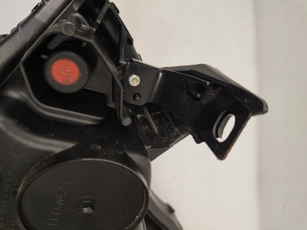 фото №15, Toyota bz4x full led usa лампа левый перед