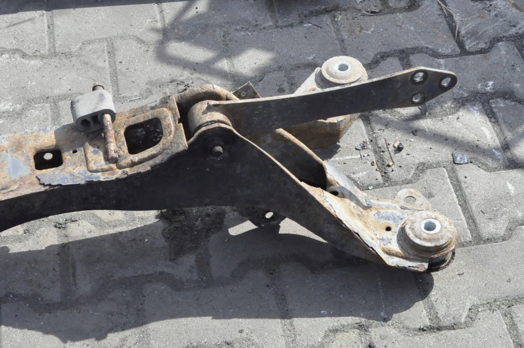 Alfa romeo 159 підрамник підрамник підвіска задній в Україні