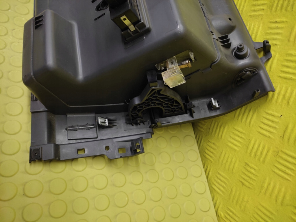 фото №7, Vw touran i бардачок пассажира 1t1857101