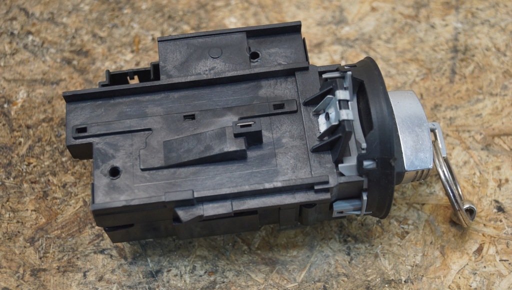 фото №5, Замок запалювання ключ vw passat b7 3c0905843t