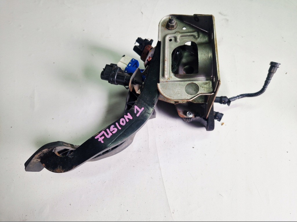 Купити Ford fusion mk1 1.4 tdci педалі педаль зчеплення гальма