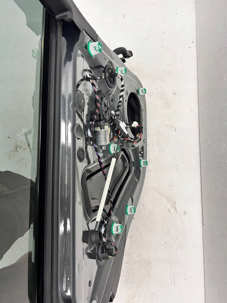 фото №7, Porsche macan ii lift 2023 95b дверь левая левый задняя m7r lm7r