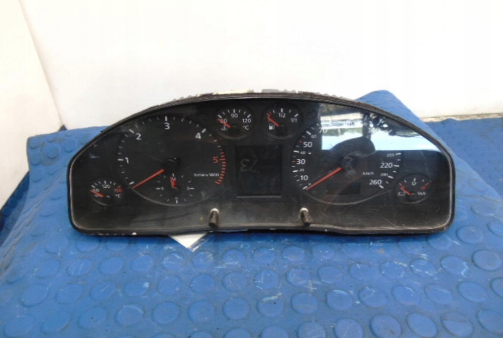 фото №1, Audi a6 c5 счетчик 4b0919881