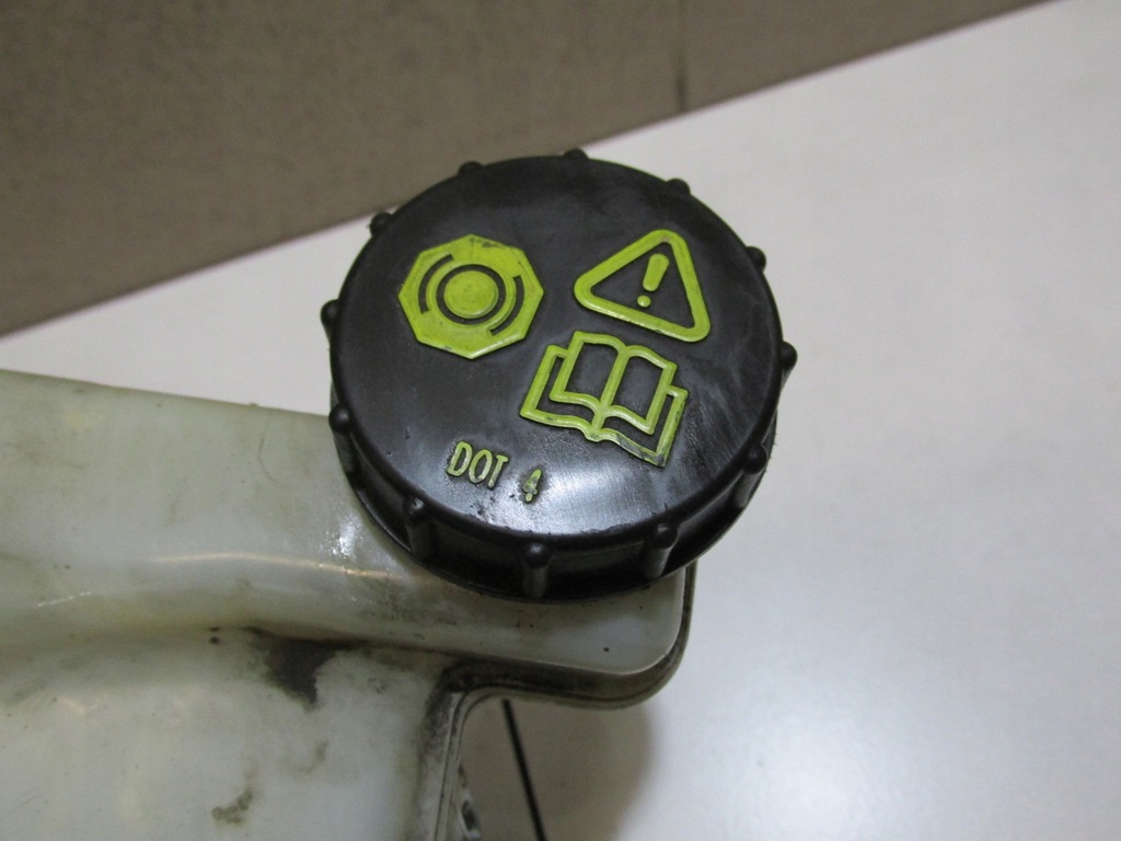 фото №1, Крышка бачок жидкость тормозной ford mondeo