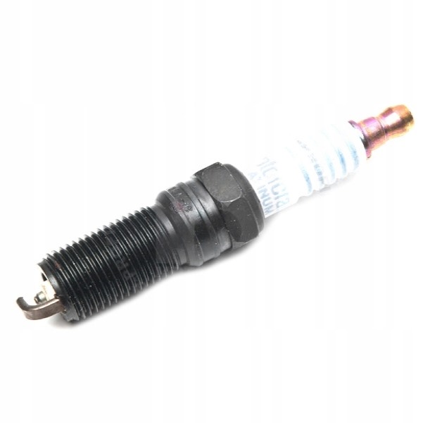 фото №1, Свеча зажигания оригинал ford maverick 2.0