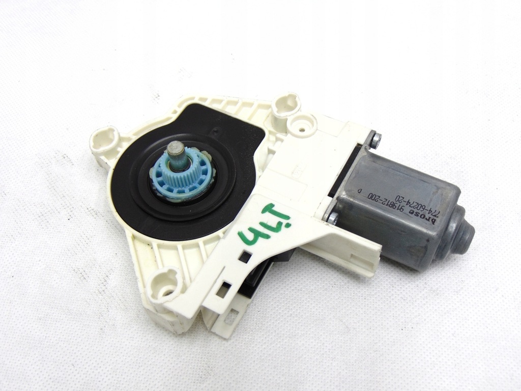 фото №9, Моторчик стекло левый задняя audi a6 c7 a6 c6 8k0959811a