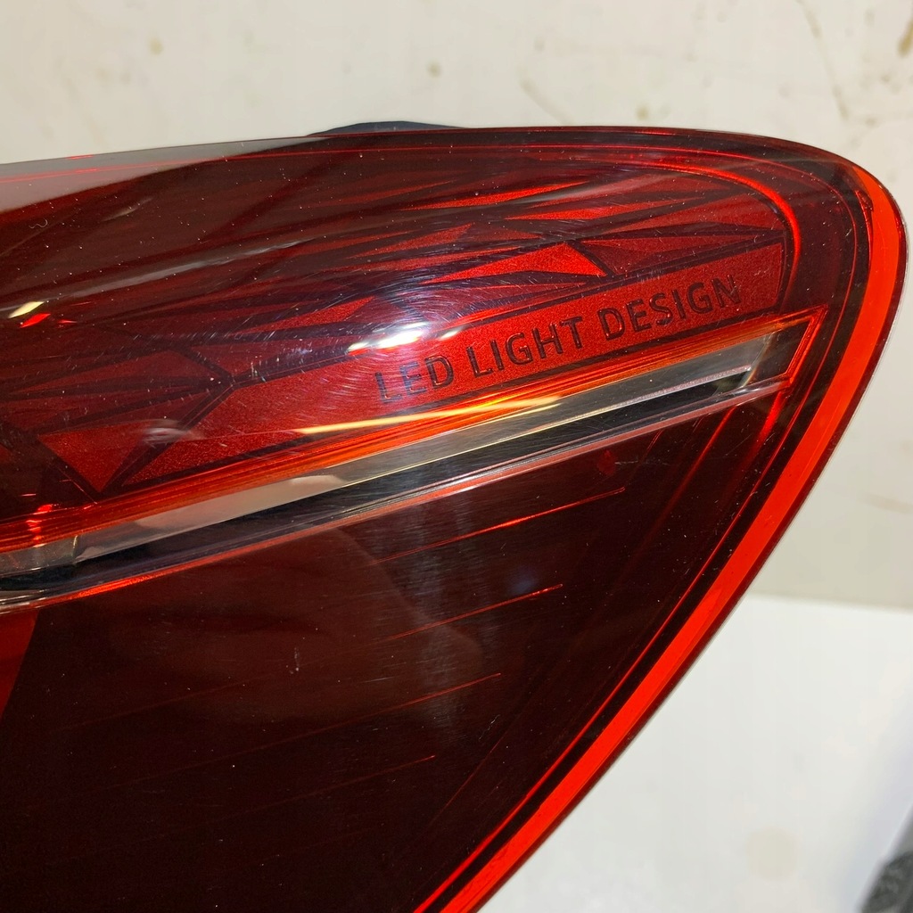 фото №4, Права лампа задня задня led 265509761r renault clio v