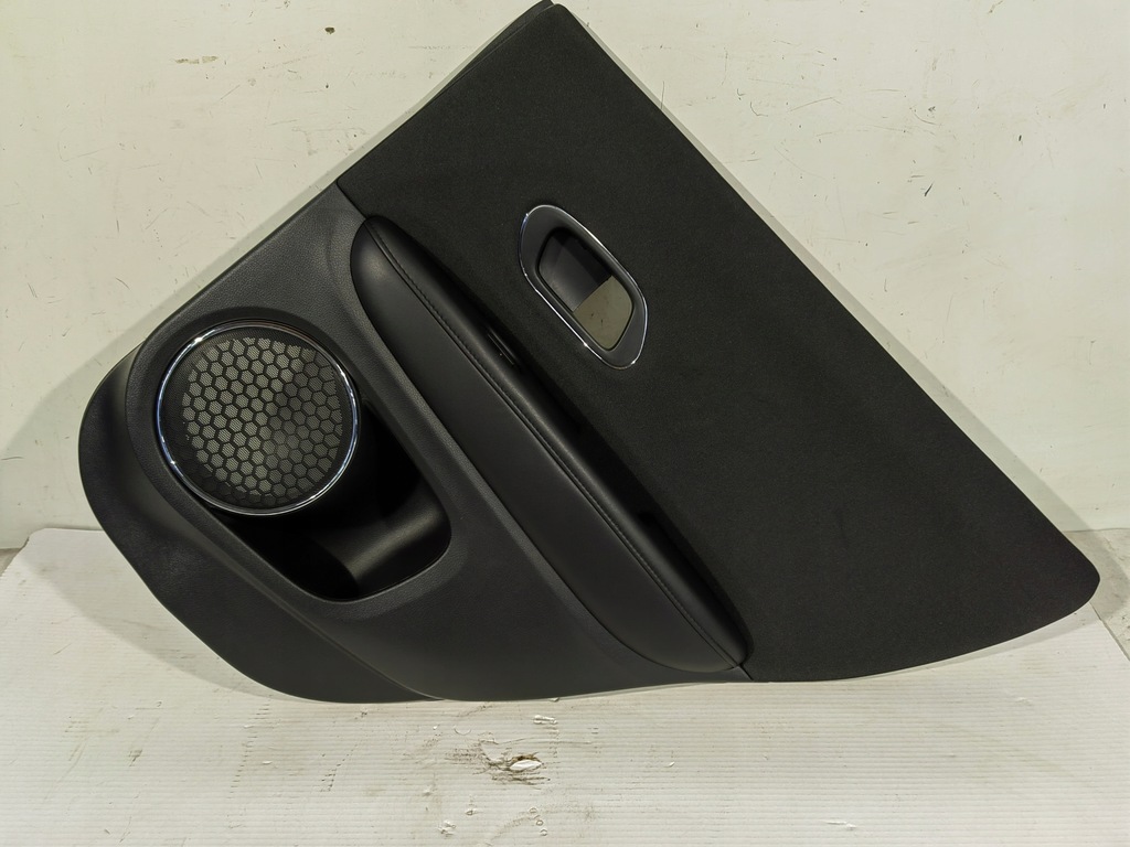 фото №1, Honda hr-v ii ru обшивка двері правий задня