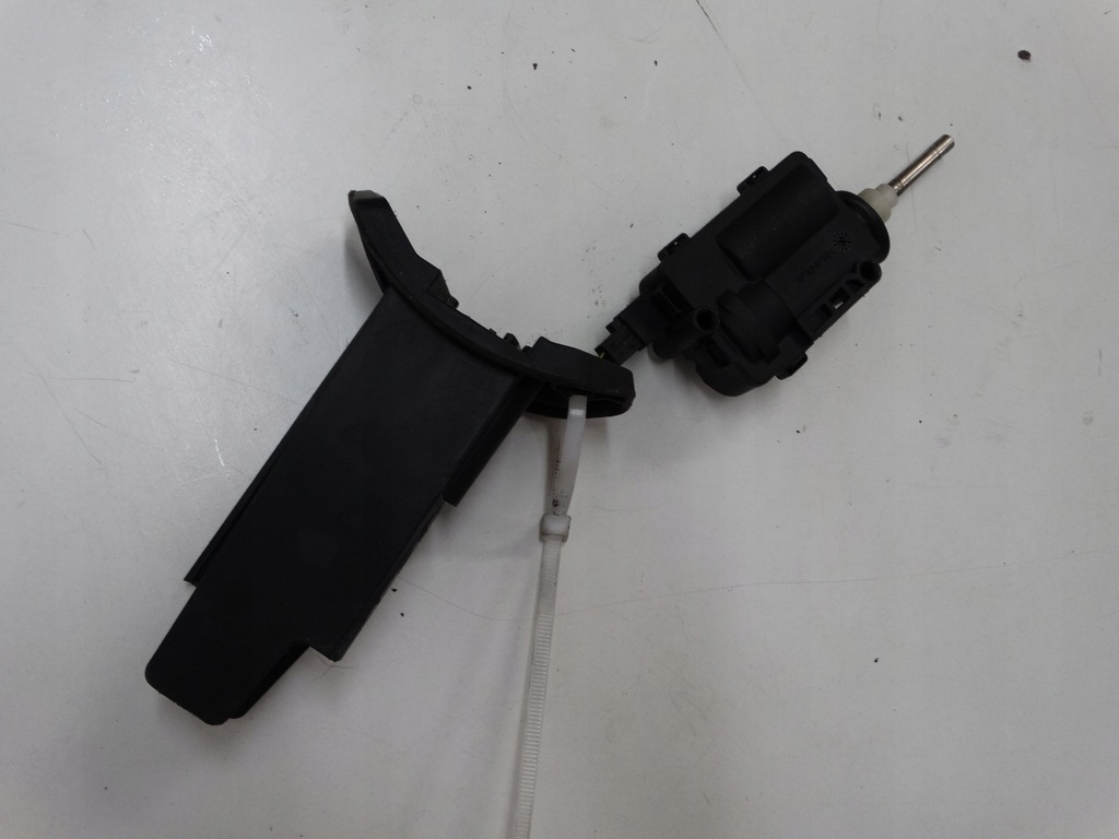 фото №9, Привід+ моторчик кришка пального vectra c 2.2dti