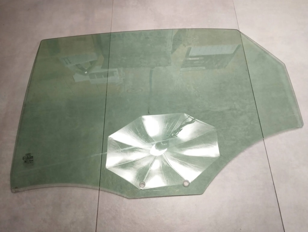 фото №1, Audi a6 c7 sedan 2016 стекло дверь левая задняя