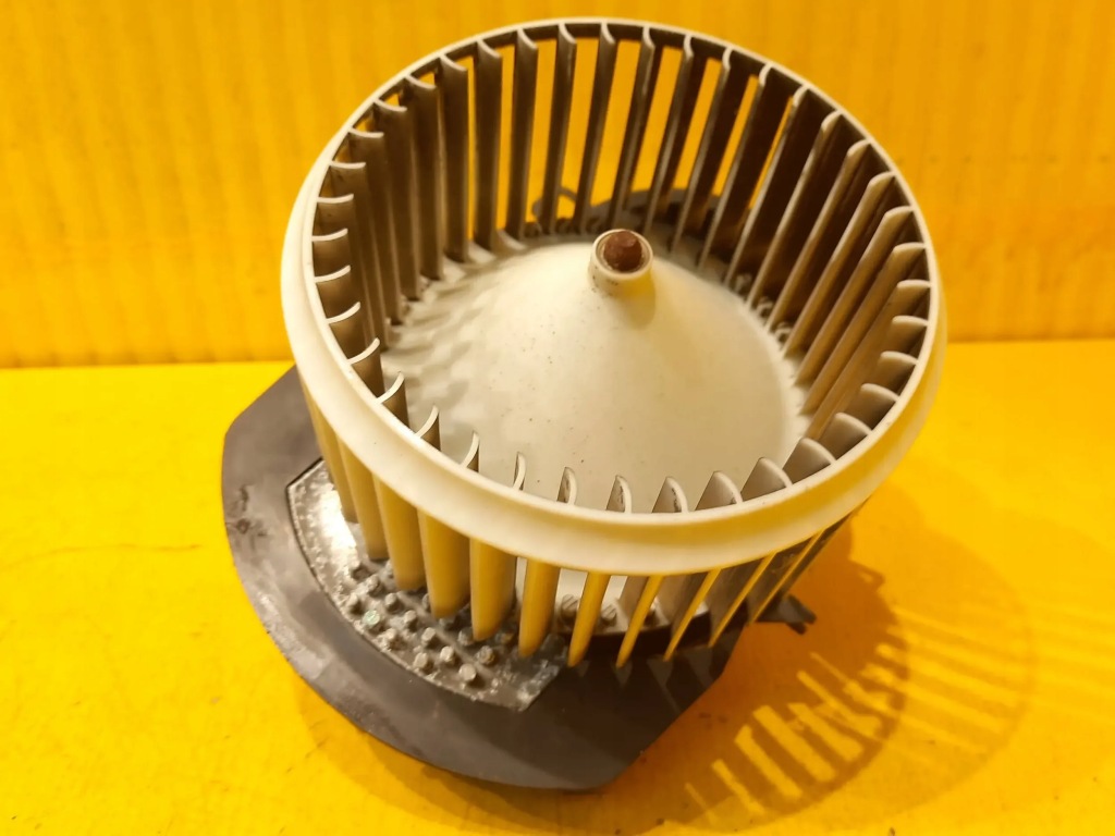 фото №1, Porsche cayenne 7p5 вентилятор вентилятор 7p0820021b