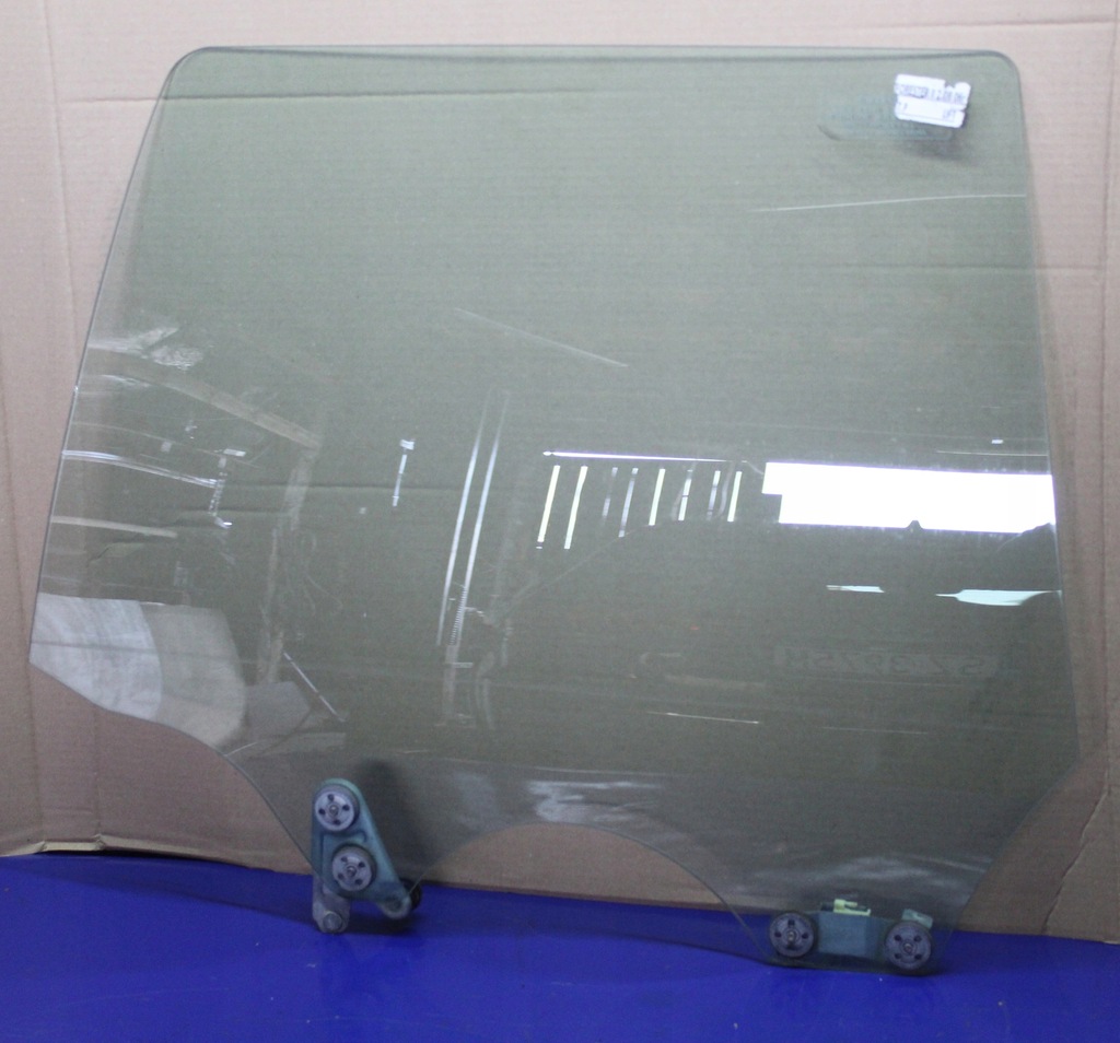 фото №1, Стекло задняя правая subaru forester ii 2.0b 06r