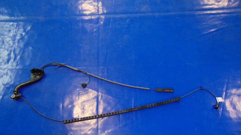 фото №1, Ролик дверь раздвижных mercedes sprinter 906