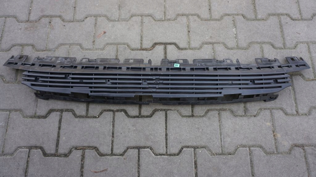 фото №1, Volvo polestar 2 - решітка радіатора решітка бампера перед