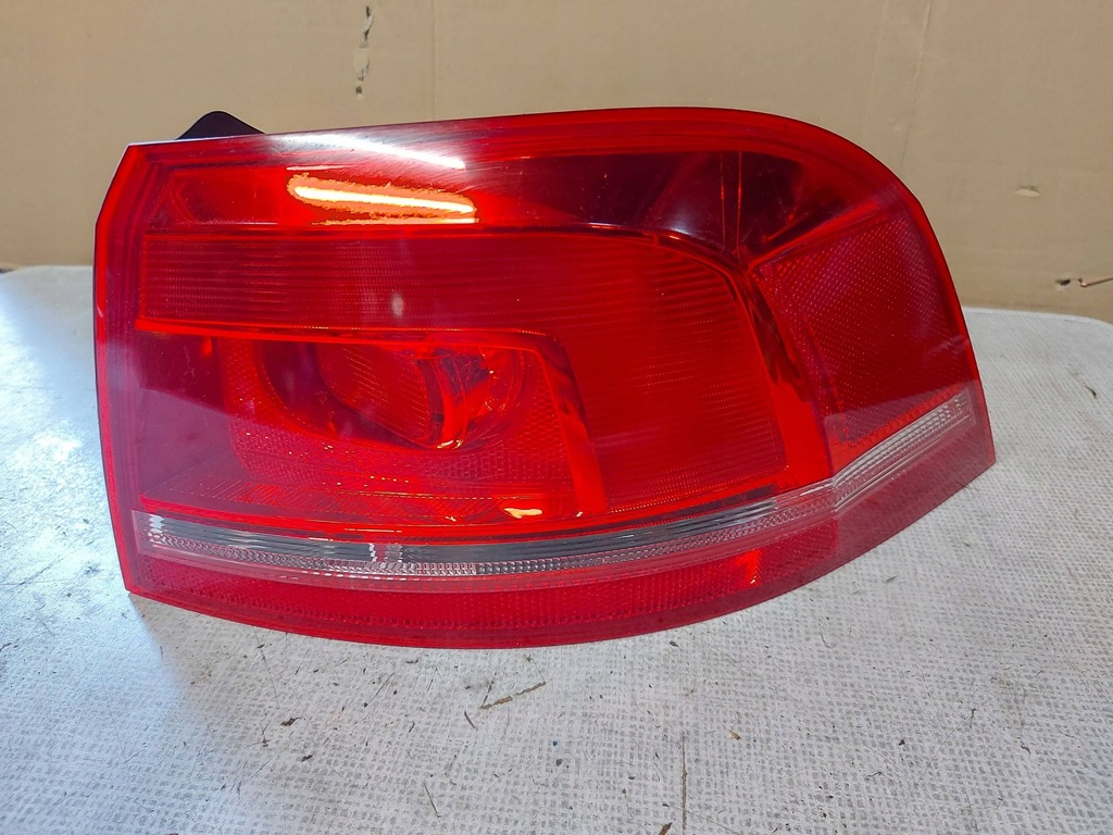 фото №1, Vw passat b7 лампа правий задня 3af945096e
