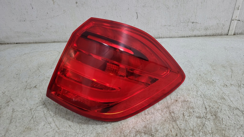 фото №1, Mercedes gl 166 x166 лампа права задня usa a1669067601 idealna