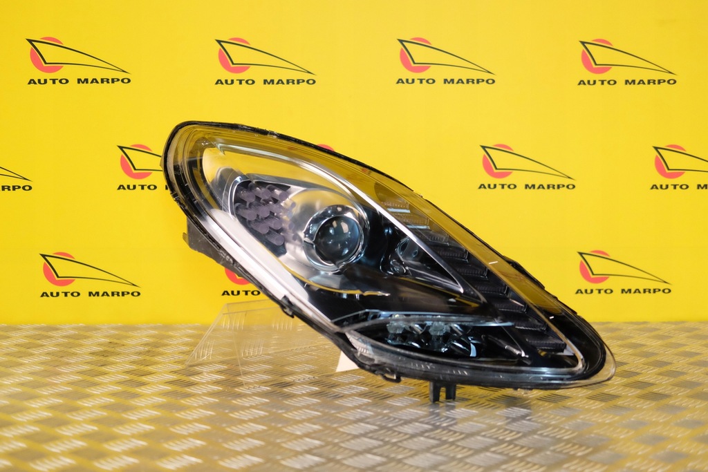 фото №3, Aston martin one-77 фара лампа ксенон led eu