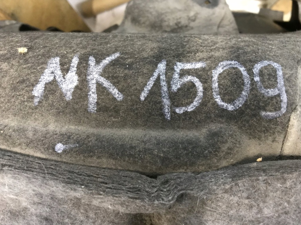 фото №10, Mercedes w213 підкрилок задня ліва a2136821371