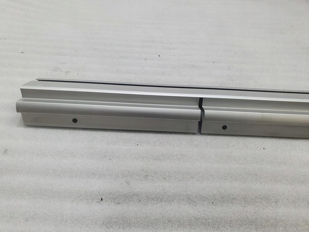 фото №6, Направляющая крепёжная багажника правая 6981044 bmw e71 x6