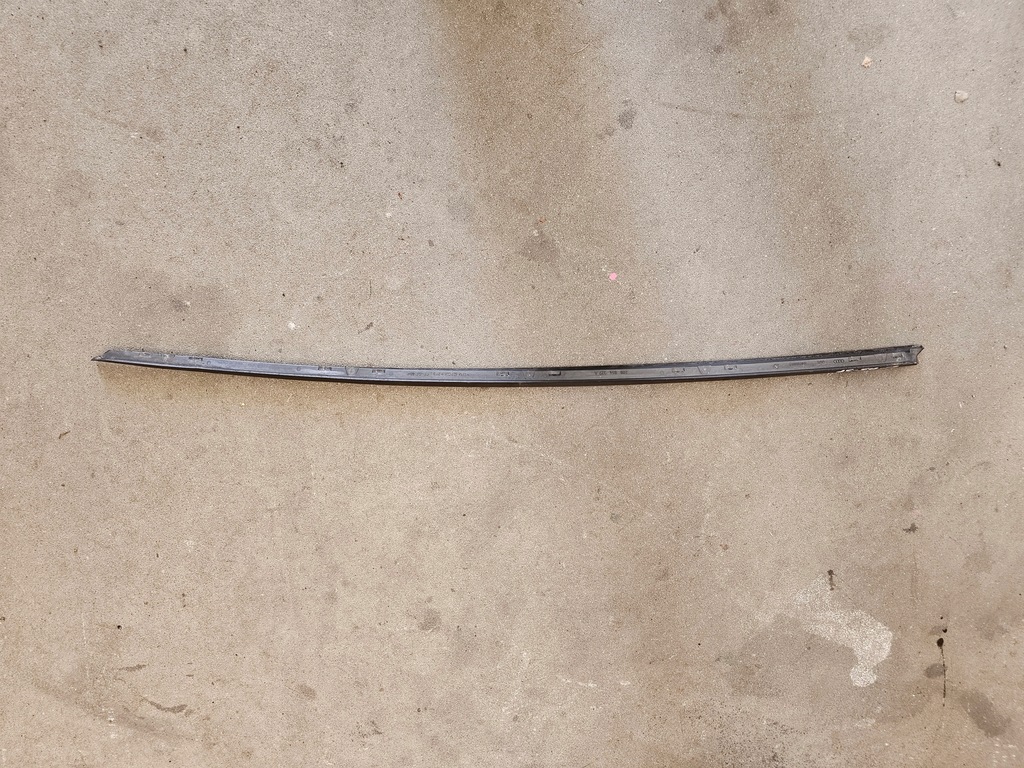 фото №5, Audi a5 8t молдинг ущільнювач скло лобове ліва 8t0854327a