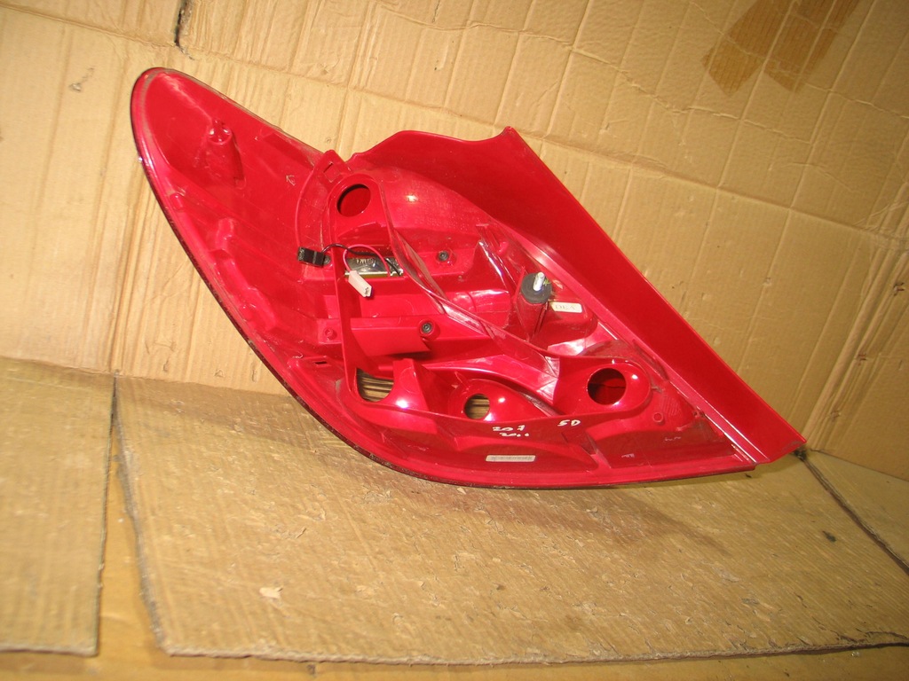 фото №10, Лампа задняя задняя peugeot 207 lift 09-12r. led