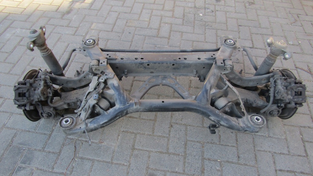 Купить Volvo v60 2 2 универсал ось балка задняя комплектная ##