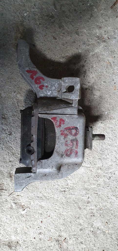 фото №3, Mini cooper r56 - кронштейн подушка двигуна