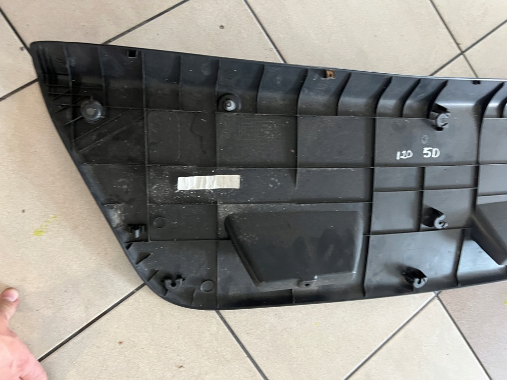 фото №8, Hyundai i20 08-12 оббивка кришки багажника