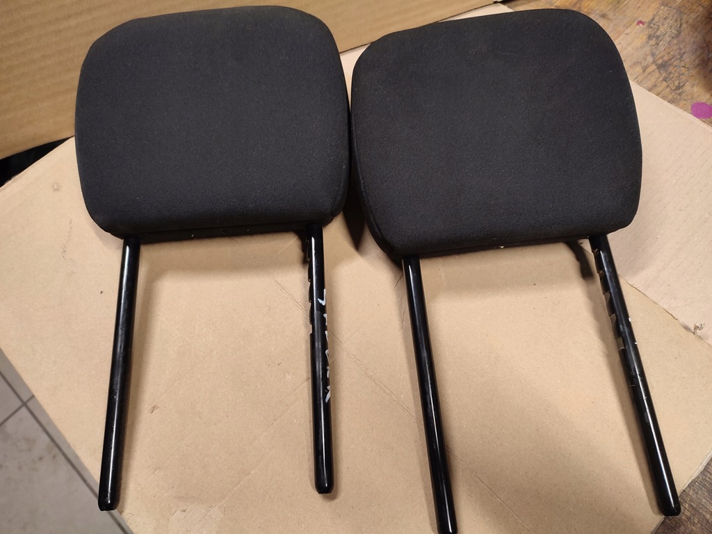 фото №1, Підголівник сидіння перед combo e rifter partner iv середина правий.