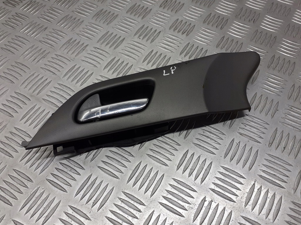 фото №1, Ручка левая передняя внутренняя peugeot 407 2.0 hdi 96526177vd