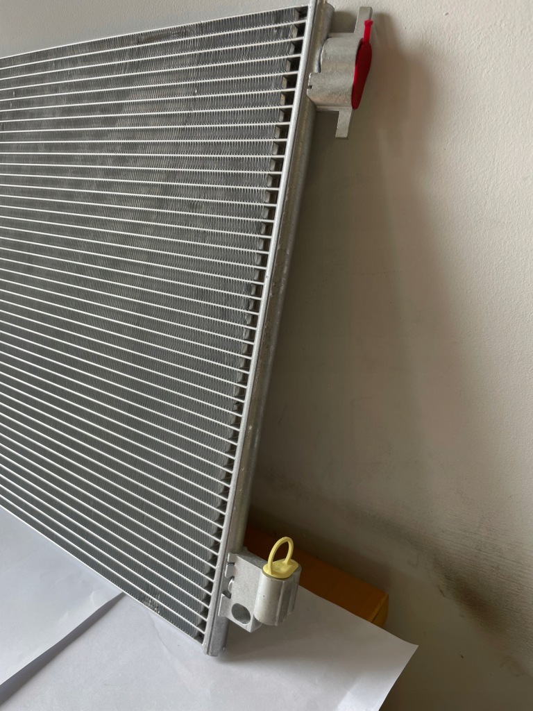 фото №3, Радиатор кондиционера dacia dokker lodgy clio iv