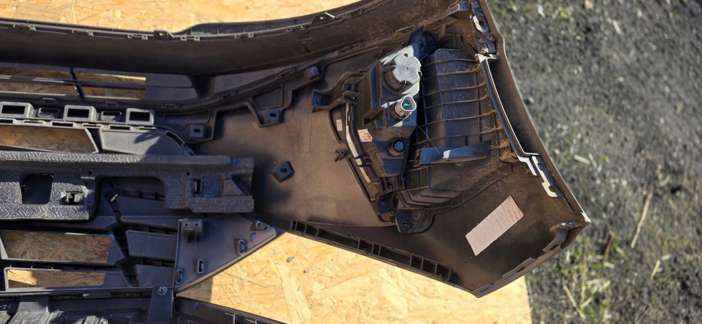 фото №8, Hyundai i20 iii бампер передній kompletny решітка радіатора решітка радіатора r3w червоний