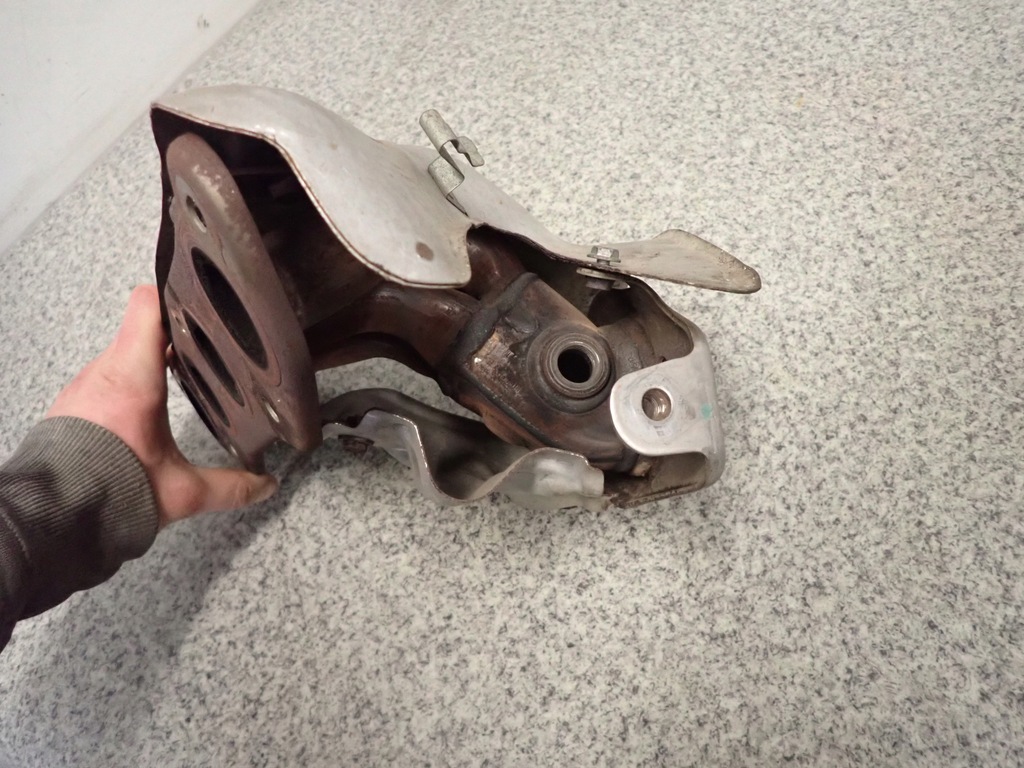 фото №5, Nissan note e11 06- 1.6i колектор випускний