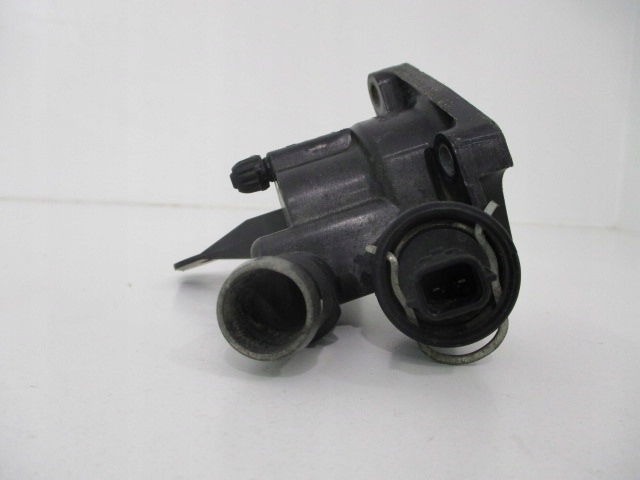 фото №7, Renault clio iii 1.5 dci корпус термостата 82009543288
