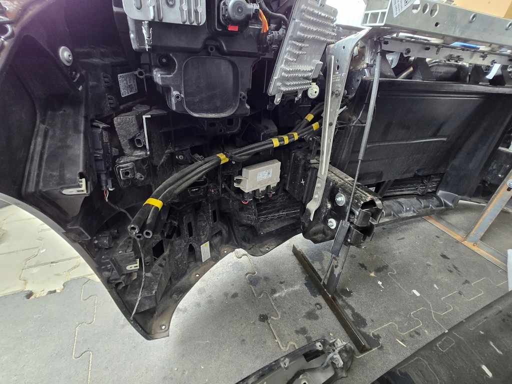 фото №7, Бампер капот крылья усилитель радиатор лампы bmw ix i20 цвет 475