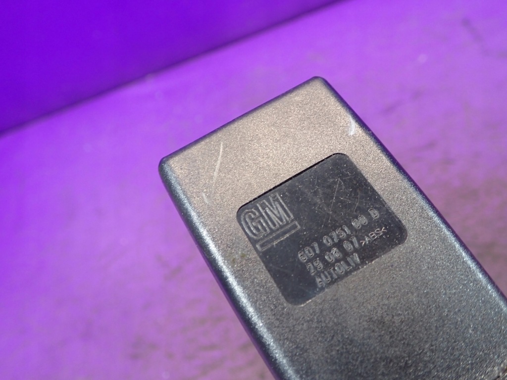 Opel corsa d 06-11 натягувач поперечина правий перед 13225285 Недорого